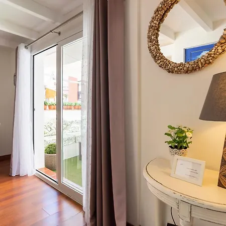 Fantastic Penthouse Center Apartment *