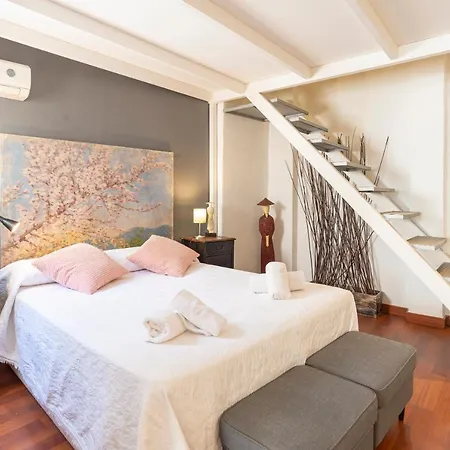 Fantastic Penthouse Center