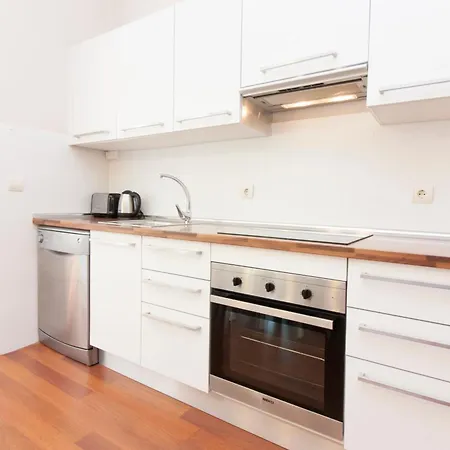 Fantastic Penthouse Center Apartment *