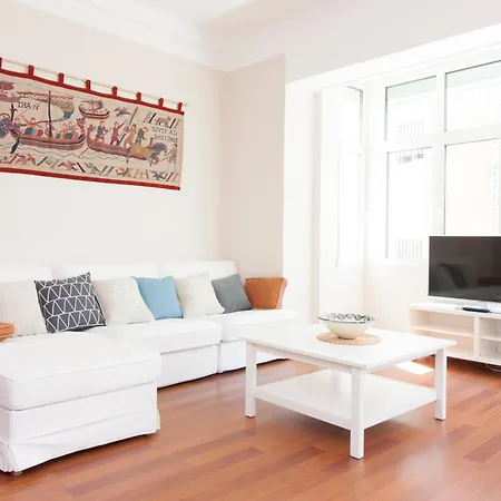 Fantastic Penthouse Center Apartment *